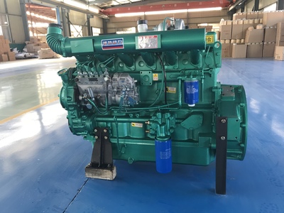 潍坊R6105AZLD柴油发动机 121kW潍柴水冷六缸动力，发电机组首选